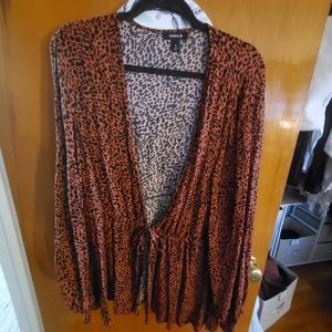 Torrid tie front cheetah blouse